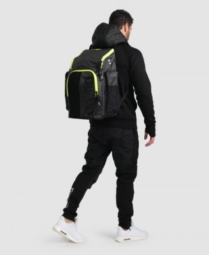 Black Arena Spiky Iii 45 L Men's Backpacks | 46173409