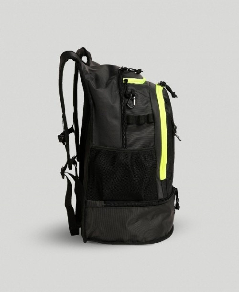 Black Arena Fastpack 3.0 40 L Men's Backpacks | 15875212