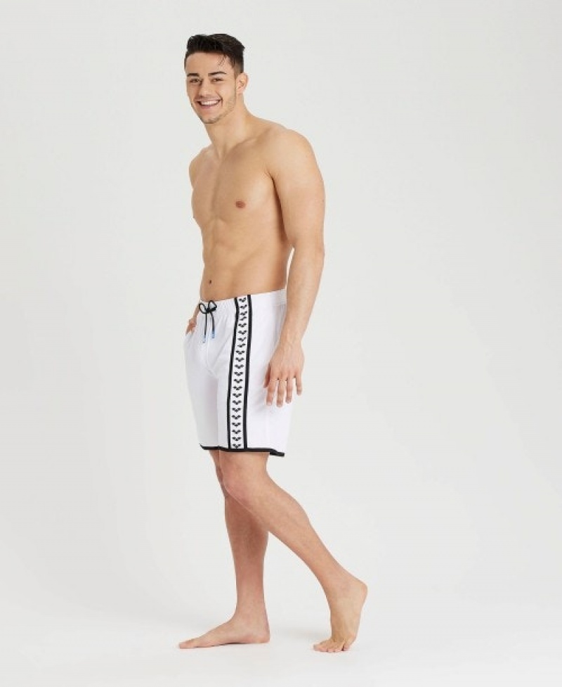 White Arena Icons Beach Men's Shorts | 14795838