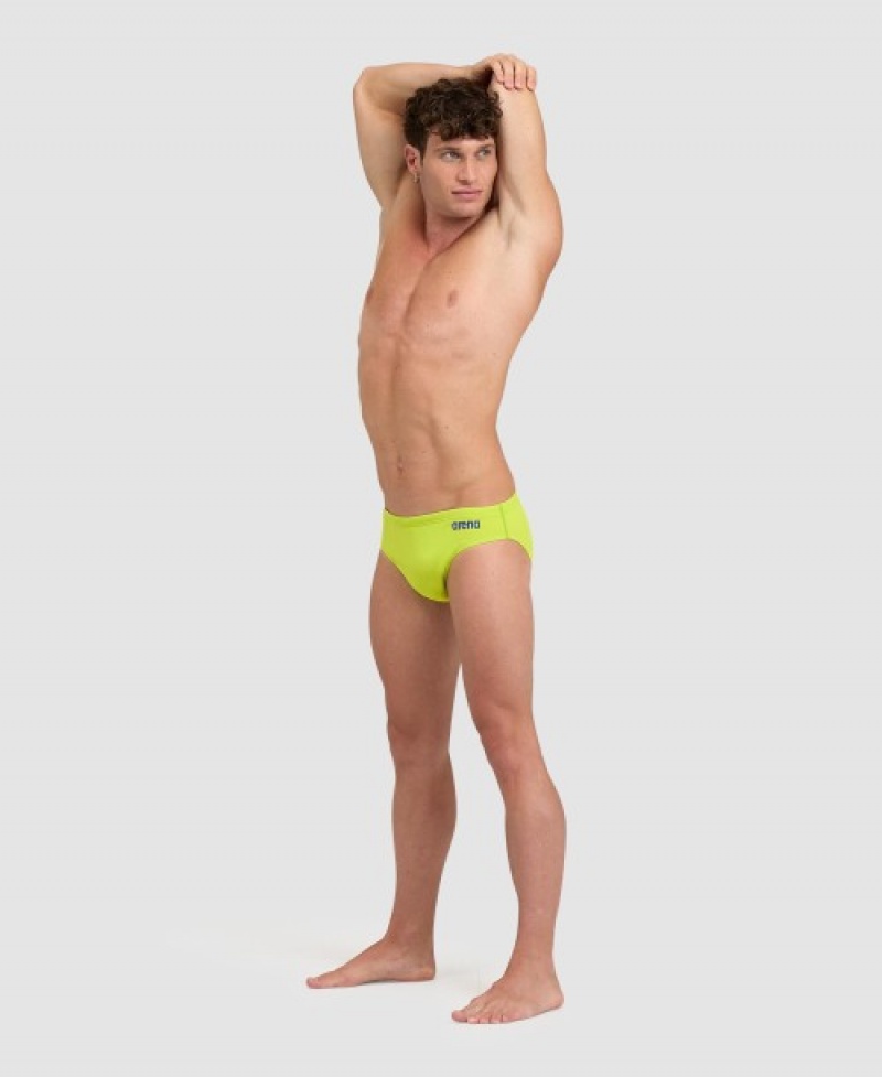 Yellow Arena Team Solid Men's Briefs | 24557837