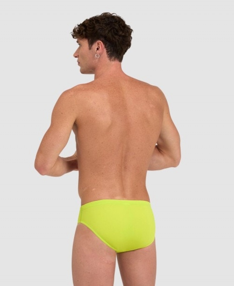 Yellow Arena Team Solid Men's Briefs | 24557837